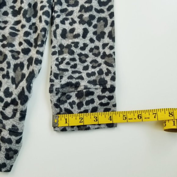 Ellen Tracy Soft Animal Leopard Print Sweatshirt - Picture 13 of 16